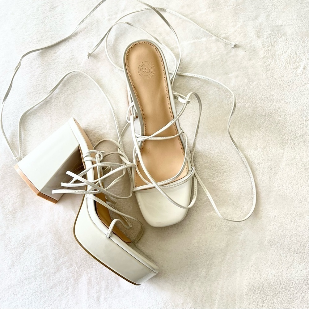 Urban Outfitters Block Strappy Lace Up 4” Heels
